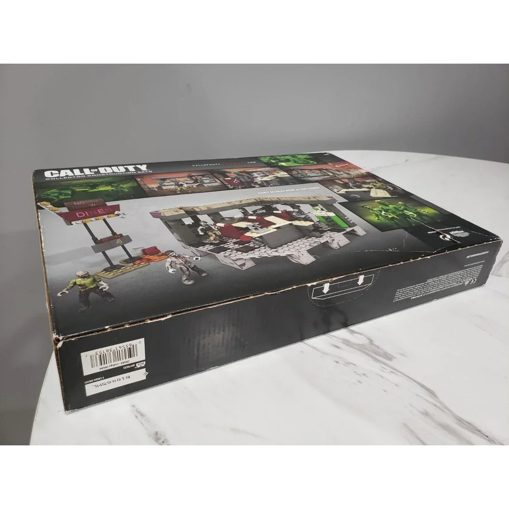 NEW DAMAGED BOX Mega Bloks Call of Duty Zombies TranZit Diner